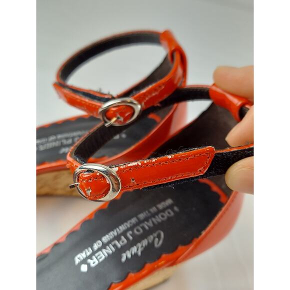 Donald J Pliner Couture Red Strap Peep Toe Cork Wedge Made in Italy 6.5 - Picture 3 of 11